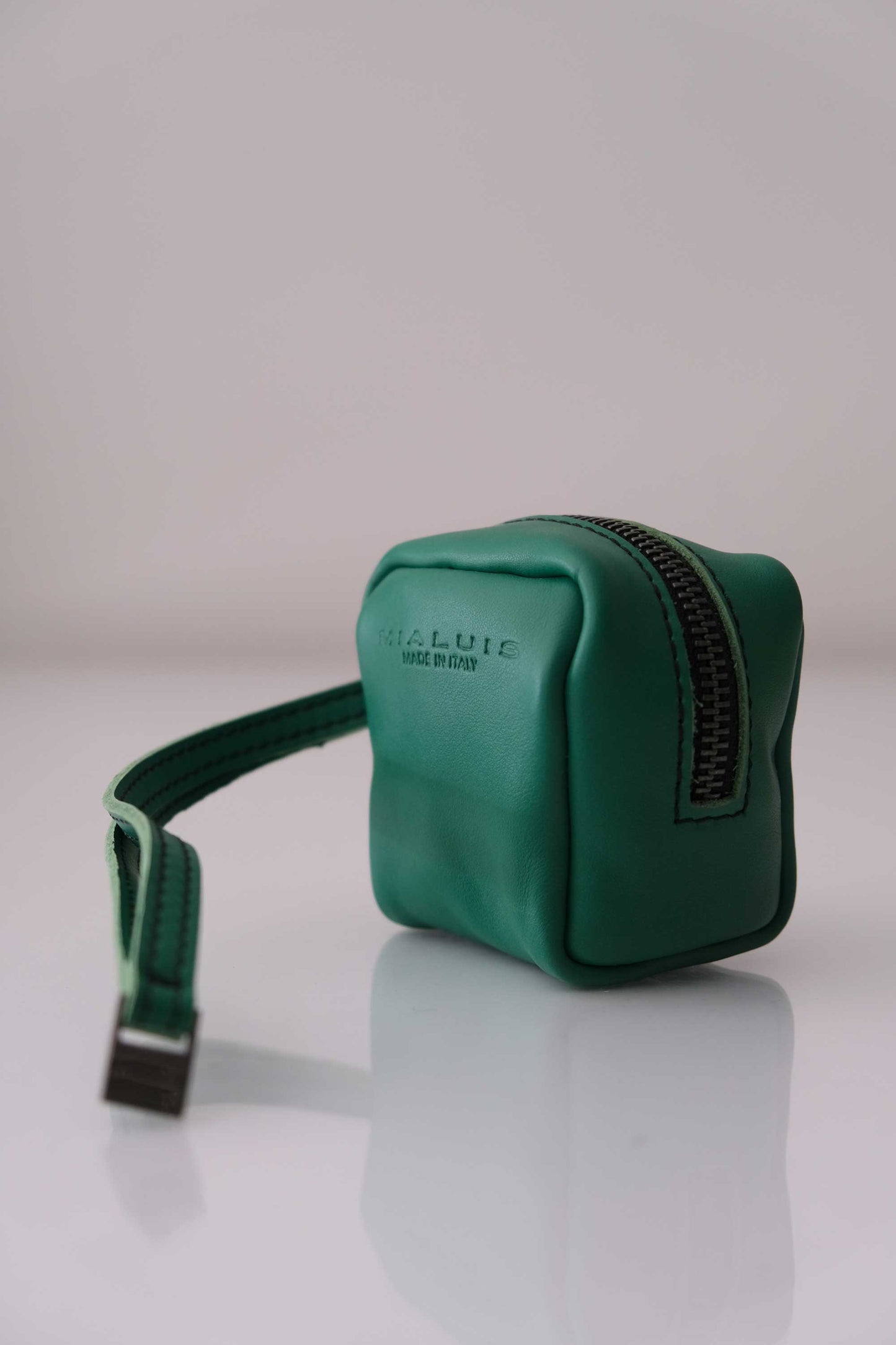 Dream box mini pochette in emerald soft leather - Made in Italy -