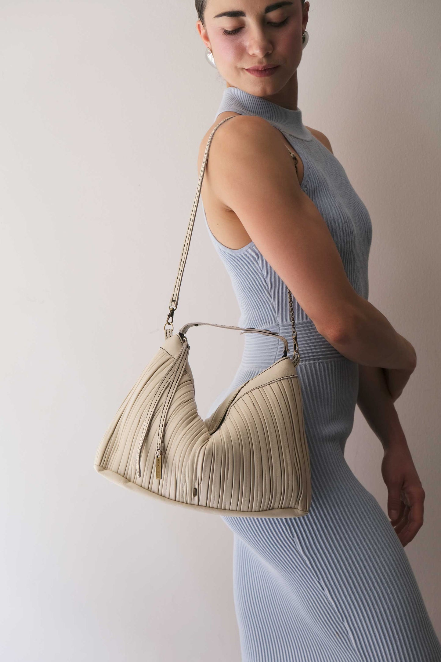 Chicca Media hobo bag in cream pleated leather - Made in Italy -