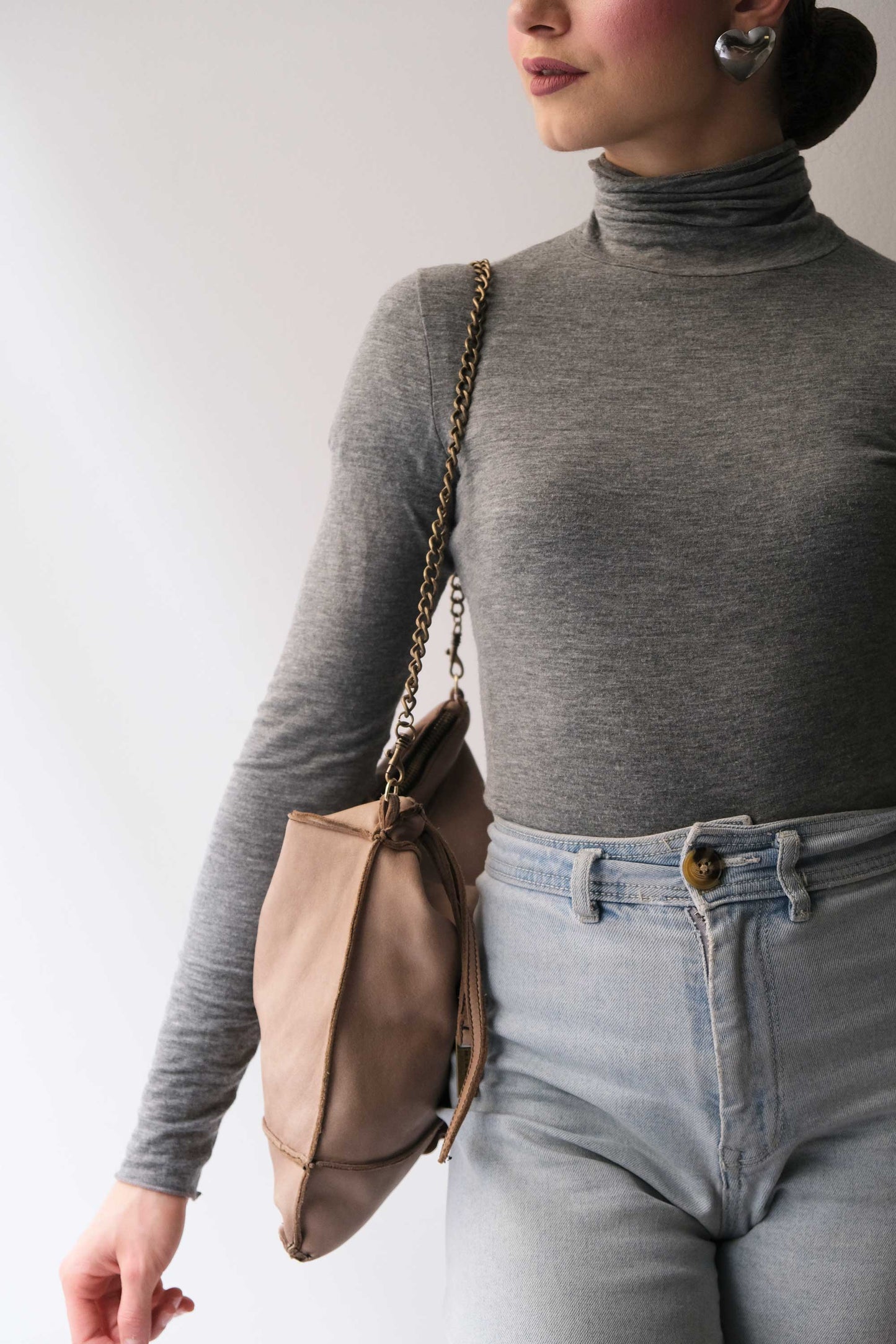 Rezoe sand garment-dyed leather - Made in Italy -