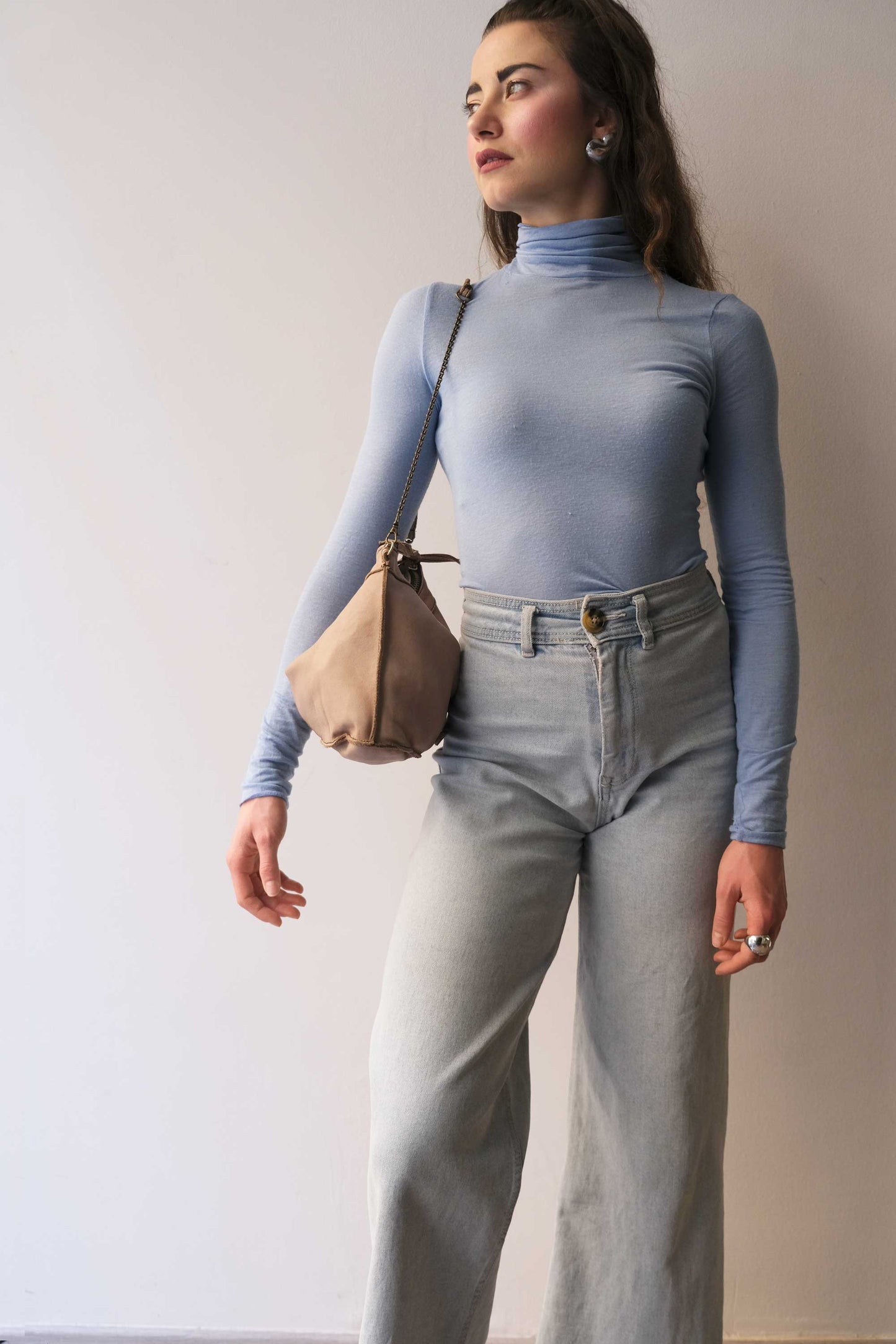 Rechi media hobo bag sand garment-dyed leather - Made in Italy -