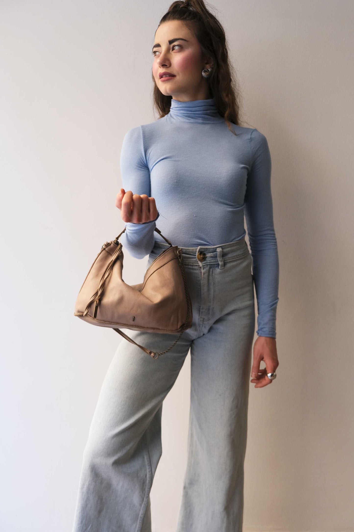 Rechi media hobo bag sand garment-dyed leather - Made in Italy -