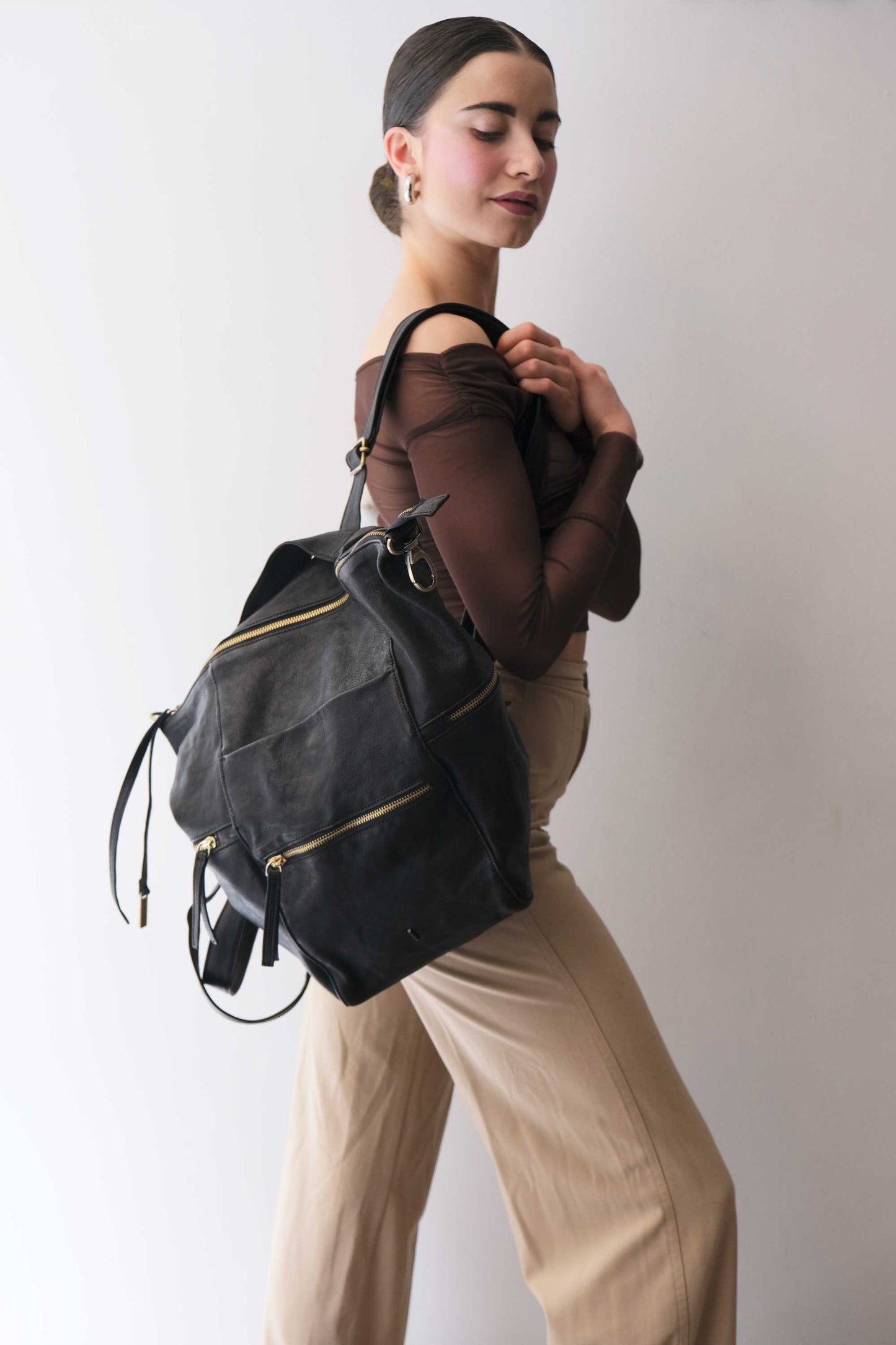 Vicky 2 backpack in black vegetable - Made in Italy -