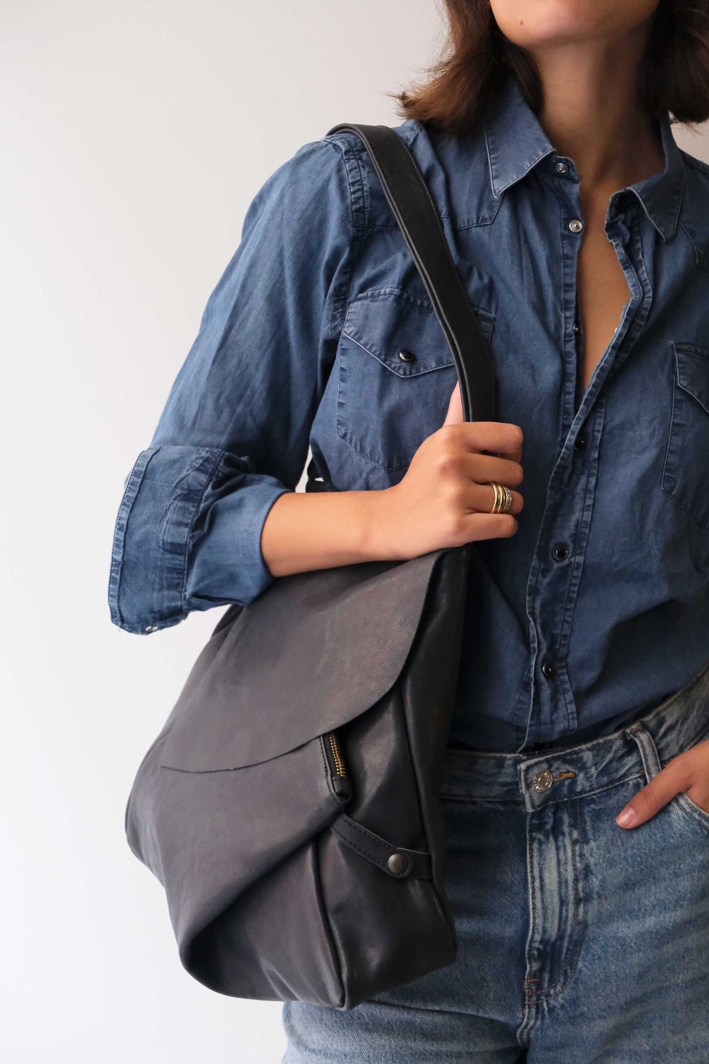 PRE ORDER discount 15%-Gabri tote bag in soft nappa navy- use code PREORDER15 - DELIVERY IS ESTIMATED WITHIN APPROXIMATELY 30 DAYS FROM THE ORDER DATE- Made in Italy -