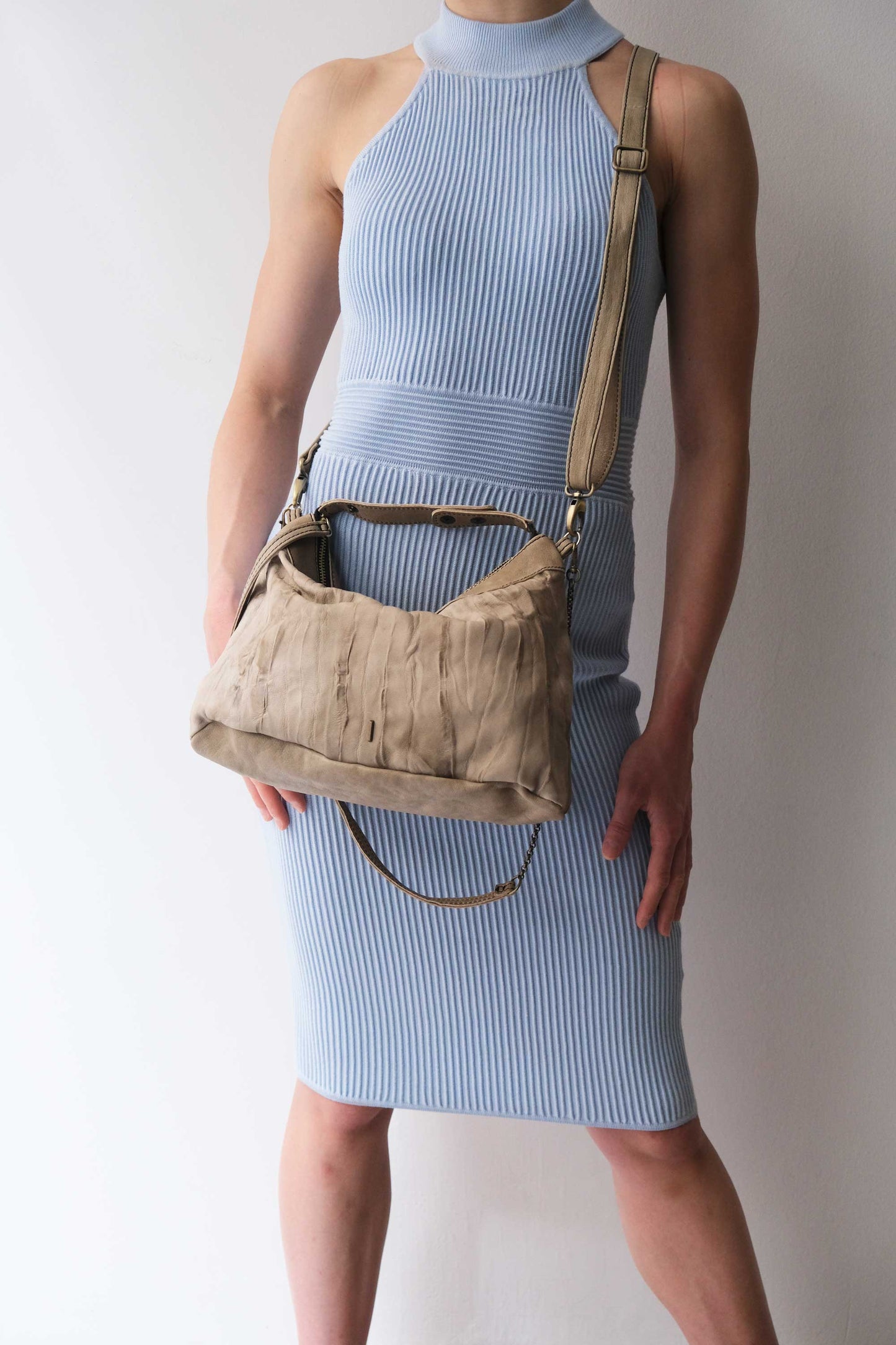 Chicca Media hobo bag in shark lomé nappa - Made in Italy -