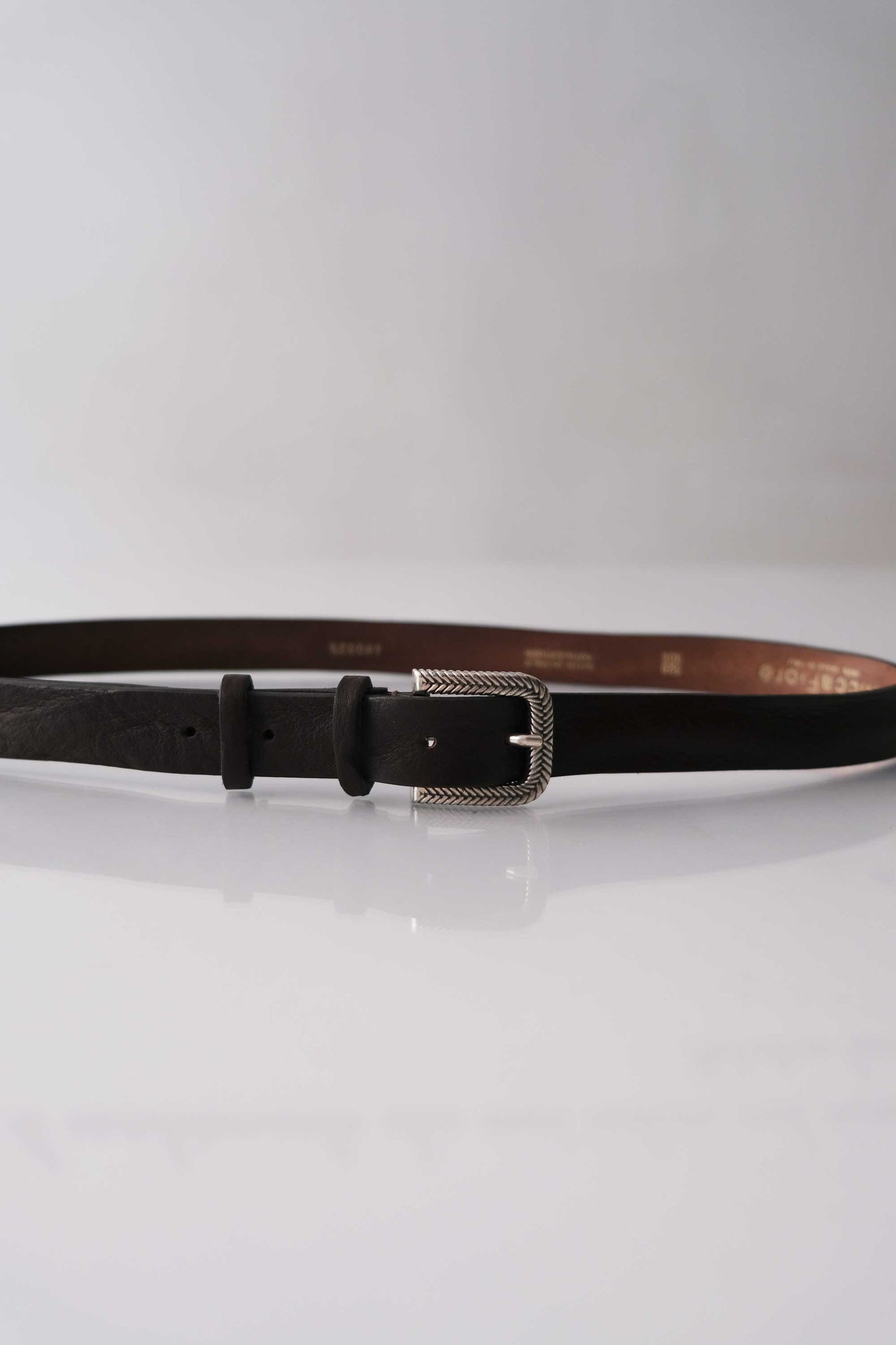 Belt Toro – Vegetable-tanned leather dark brown – Made in Italy