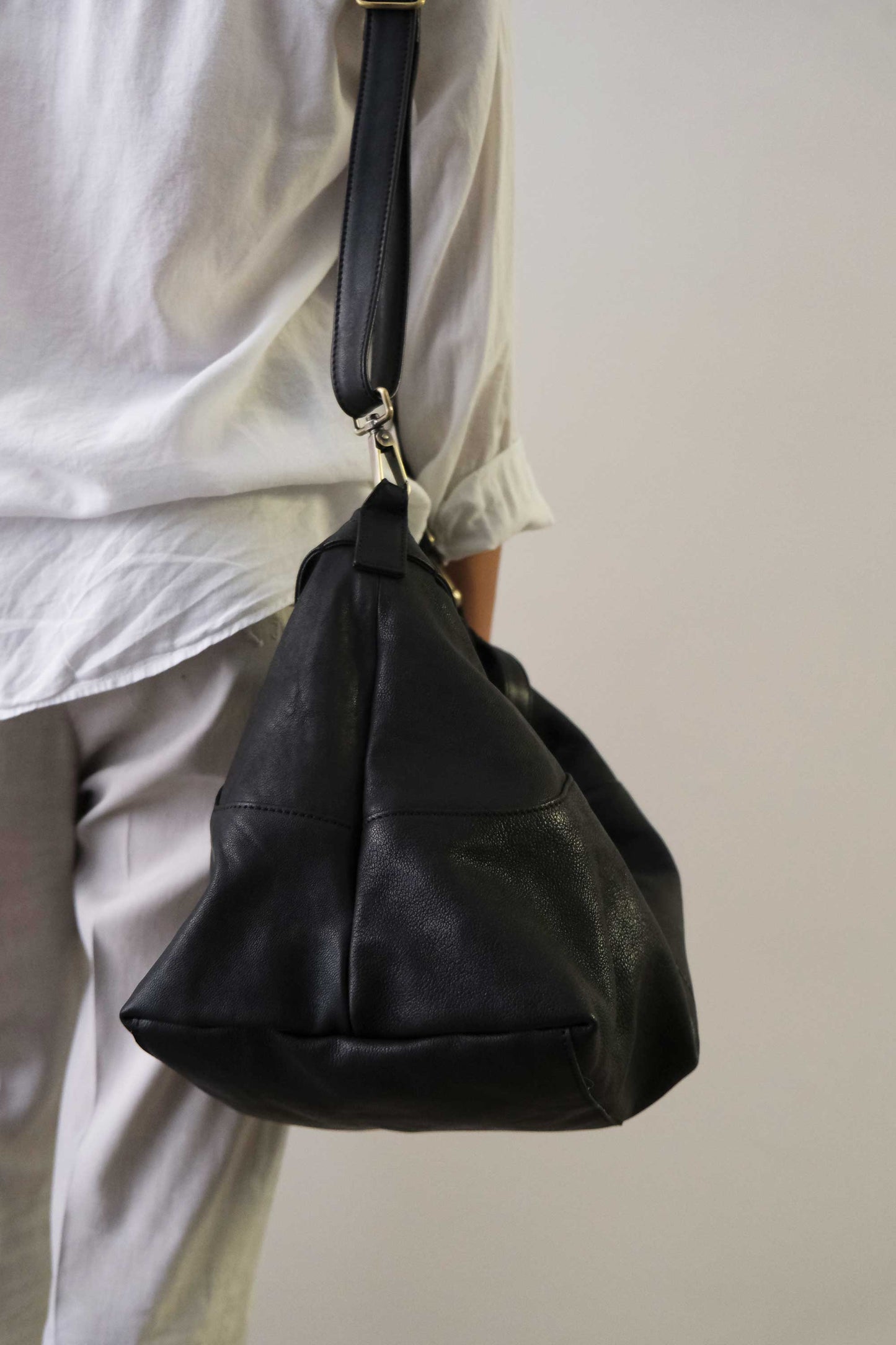 PRE ORDER discount 15%- Cloudy crossbody bag in black nappa leather - use code PREORDER15 - DELIVERY IS ESTIMATED WITHIN APPROXIMATELY 30 DAYS FROM THE ORDER DATE - Made in Italy -