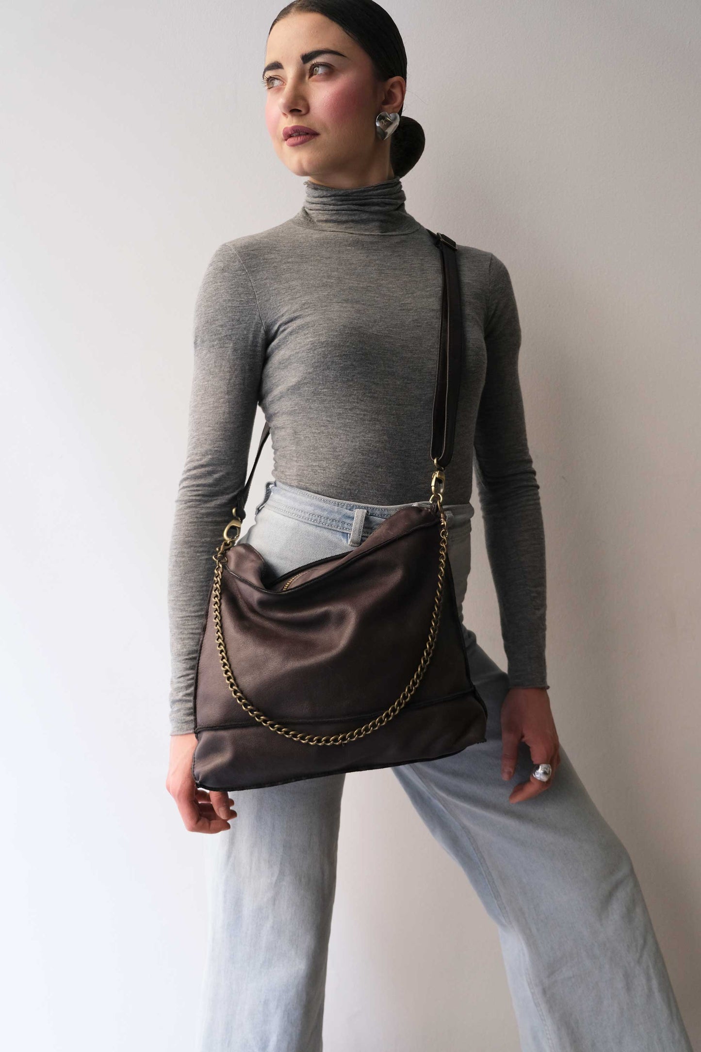 Rezoe brown garment-dyed leather - Made in Italy -
