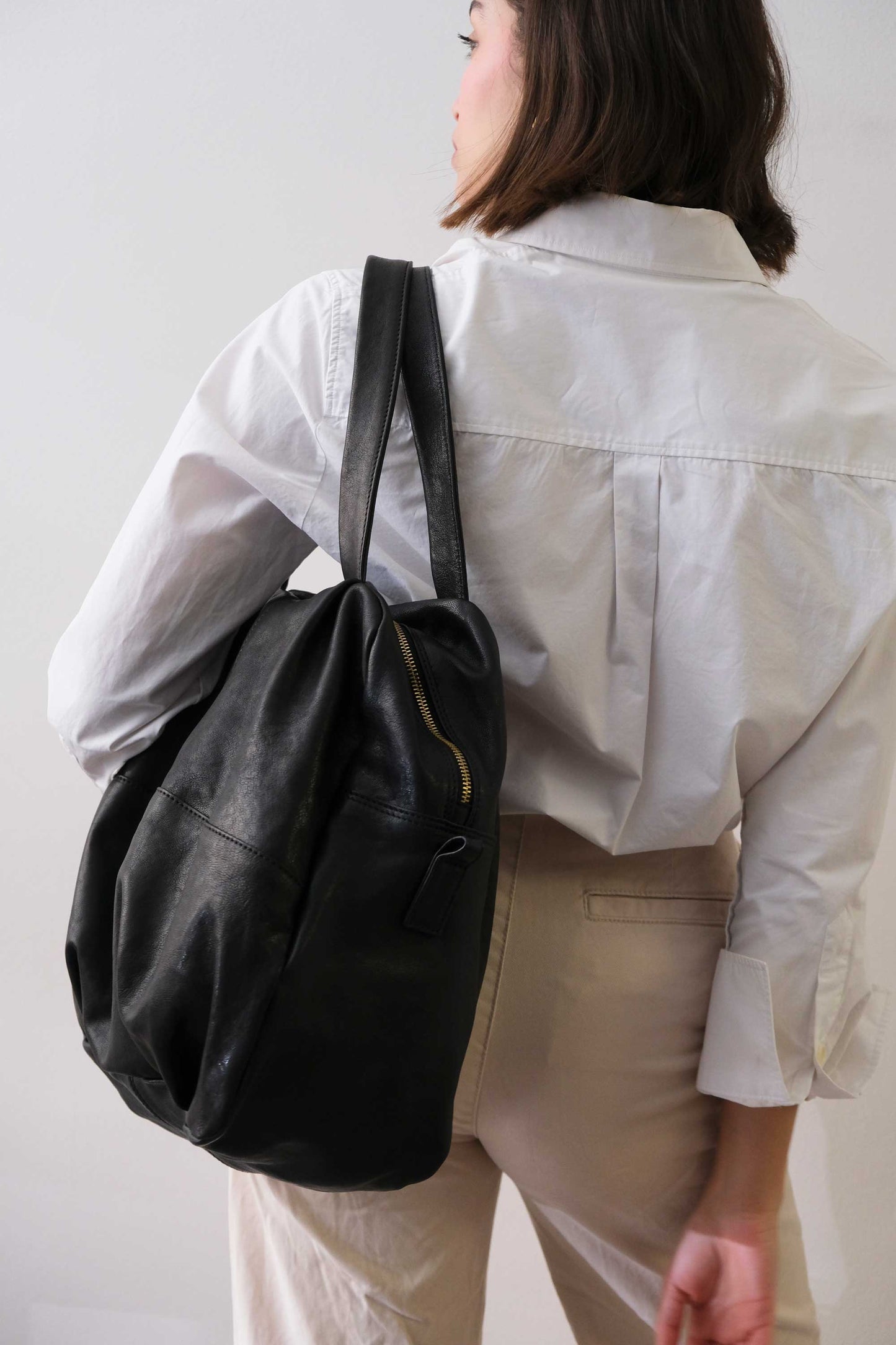 PRE ORDER discount 15%- Riri tote bag in black nappa leather- use code PREORDER15 - DELIVERY IS ESTIMATED WITHIN APPROXIMATELY 30 DAYS FROM THE ORDER DATE - Made in Italy -