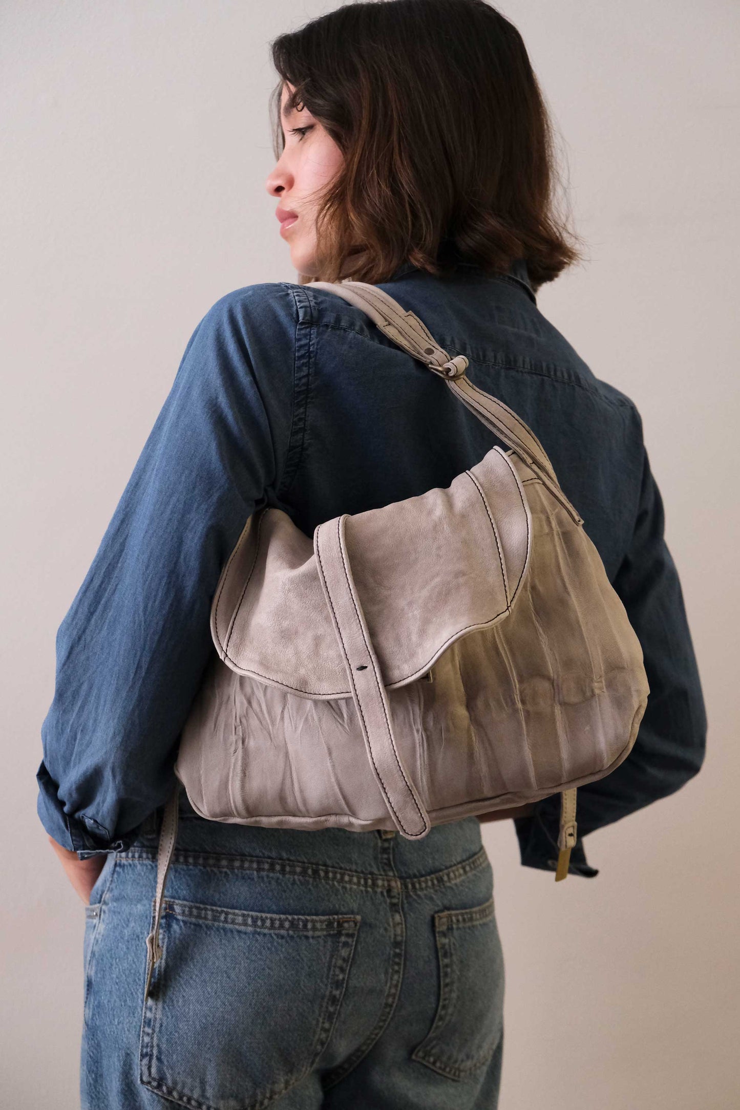 Do saddle bag in pomice soft nappa lomé - Made in Italy-