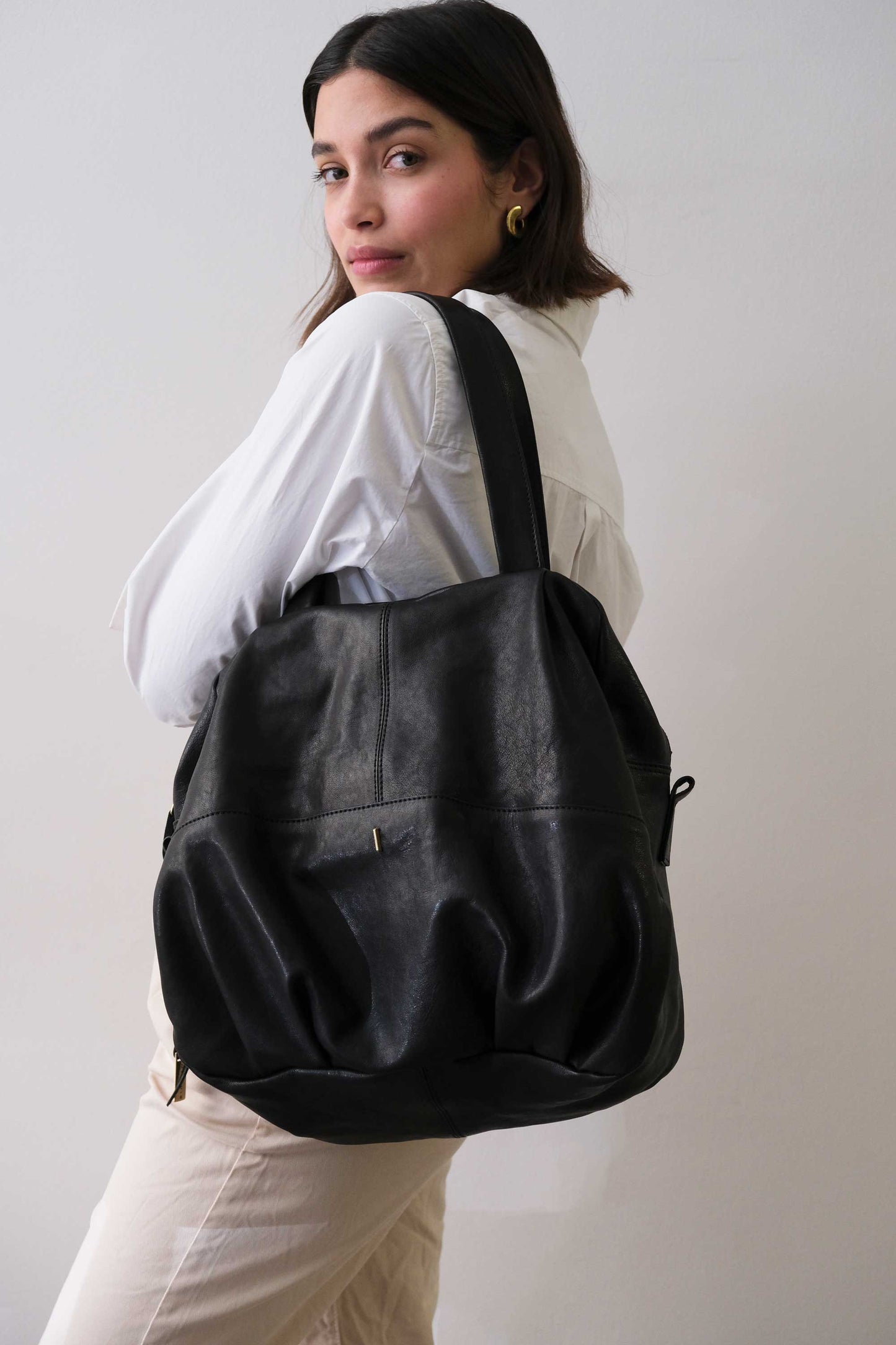 PRE ORDER discount 15%- Riri tote bag in black nappa leather- use code PREORDER15 - DELIVERY IS ESTIMATED WITHIN APPROXIMATELY 30 DAYS FROM THE ORDER DATE - Made in Italy -