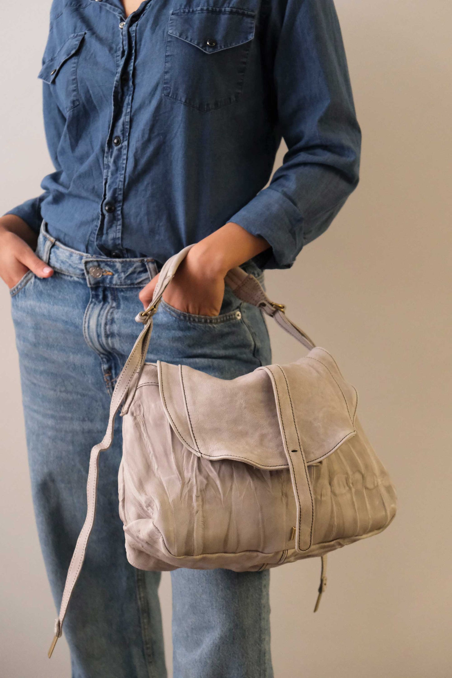 Do saddle bag in pomice soft nappa lomé - Made in Italy-