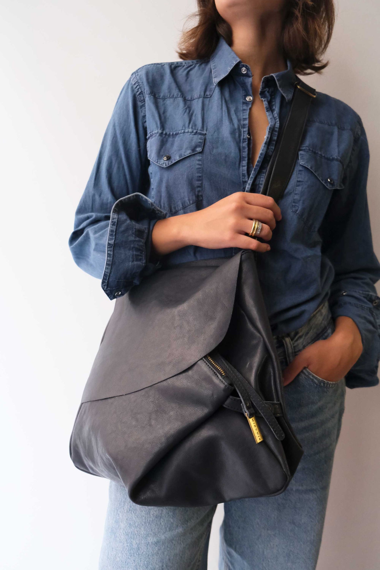 PRE ORDER discount 15%-Gabri tote bag in soft nappa navy- use code PREORDER15 - DELIVERY IS ESTIMATED WITHIN APPROXIMATELY 30 DAYS FROM THE ORDER DATE- Made in Italy -