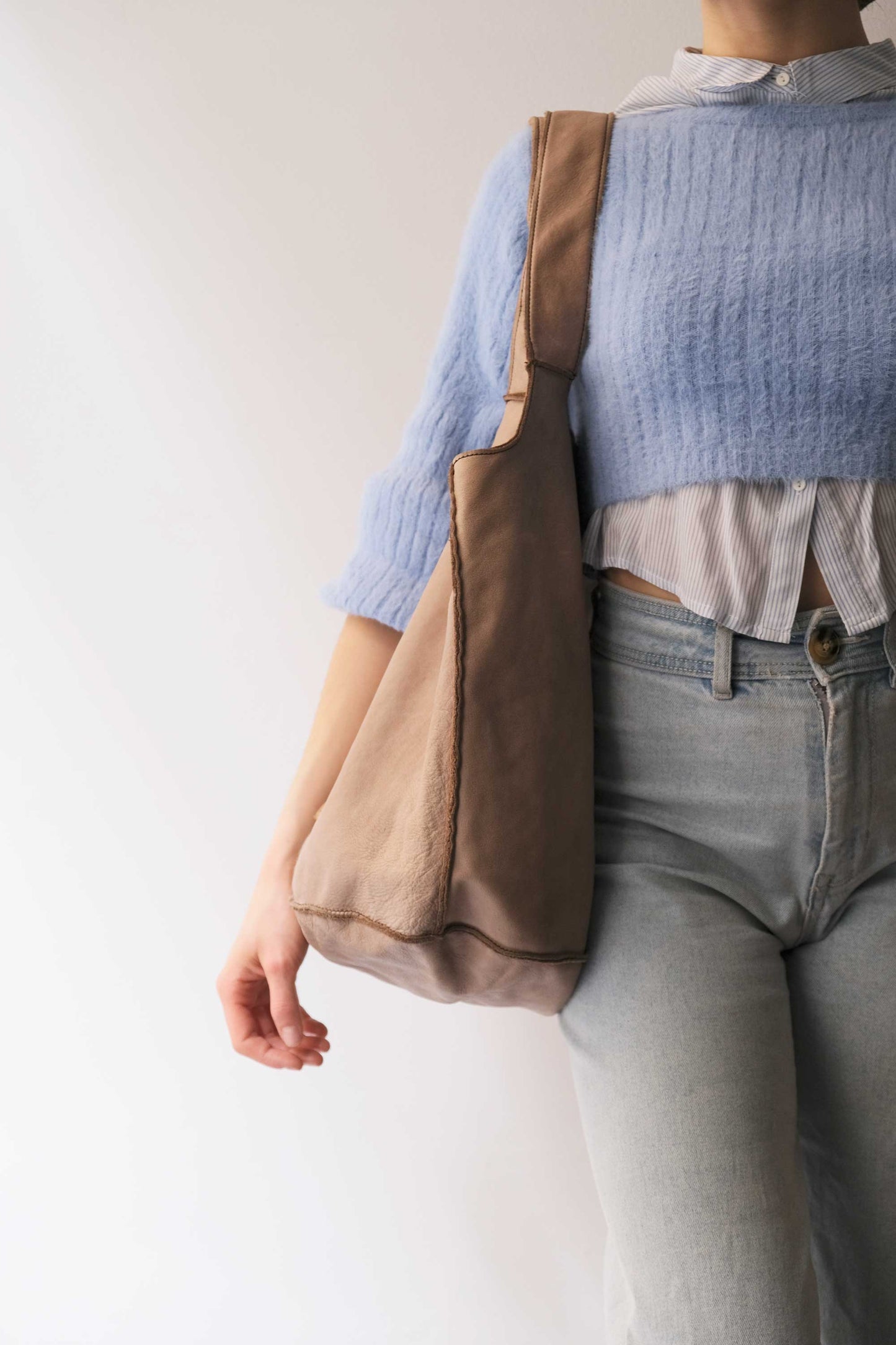 Re bag sand garment-dyed leather - Made in Italy -