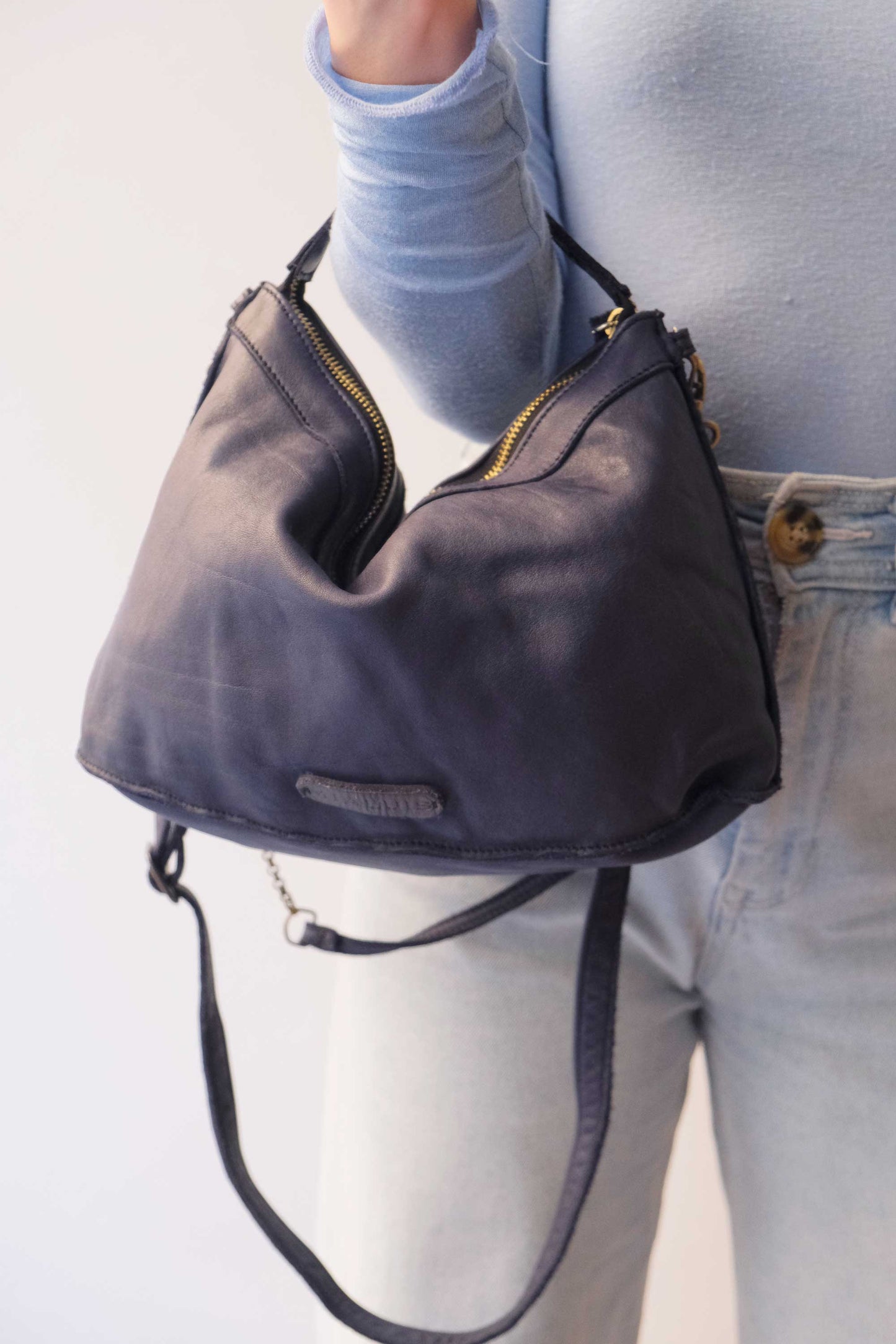 Rechi media hobo bag navy garment-dyed leather - Made in Italy -