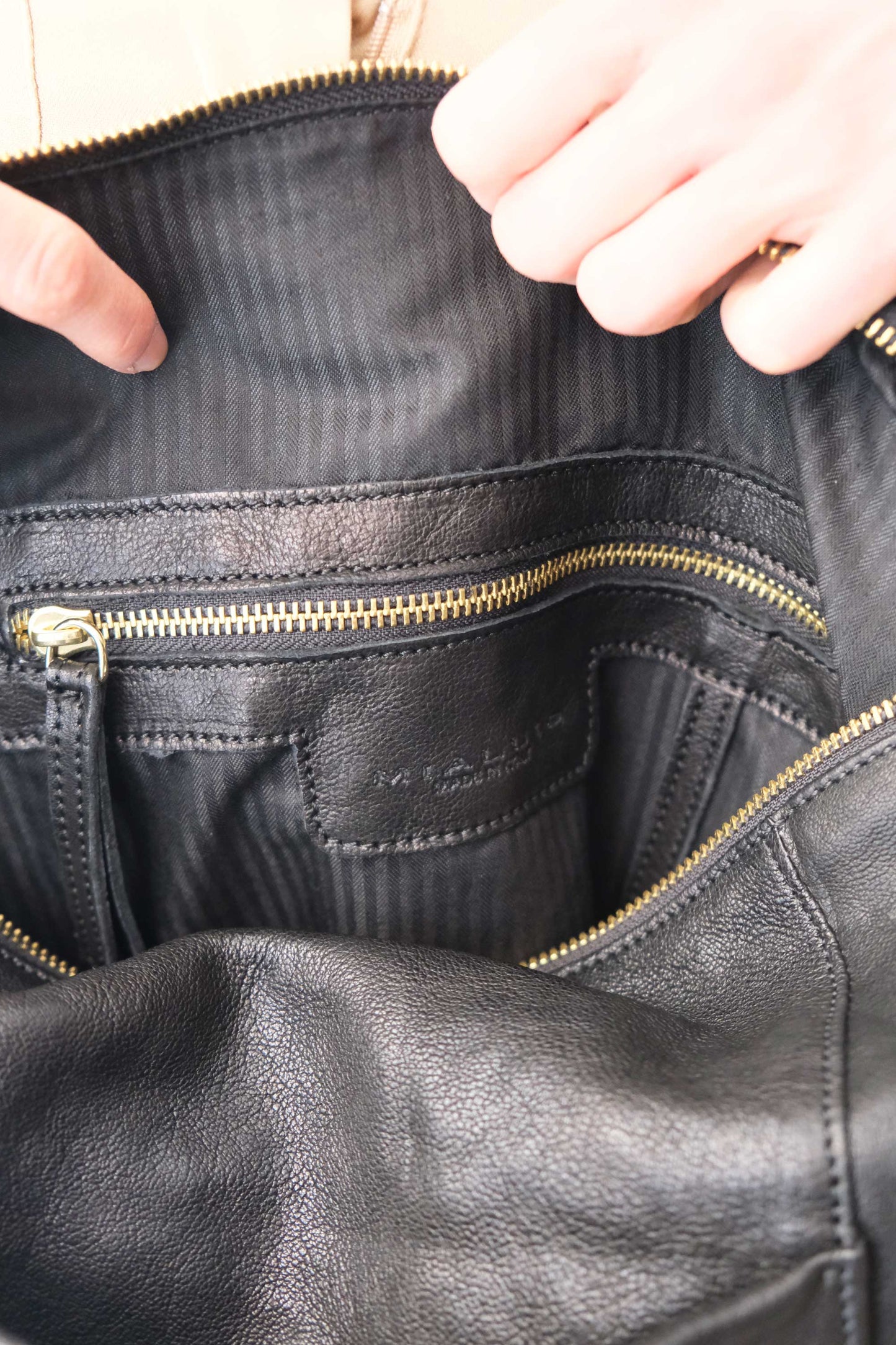 Vicky 2 backpack in black vegetable - Made in Italy -