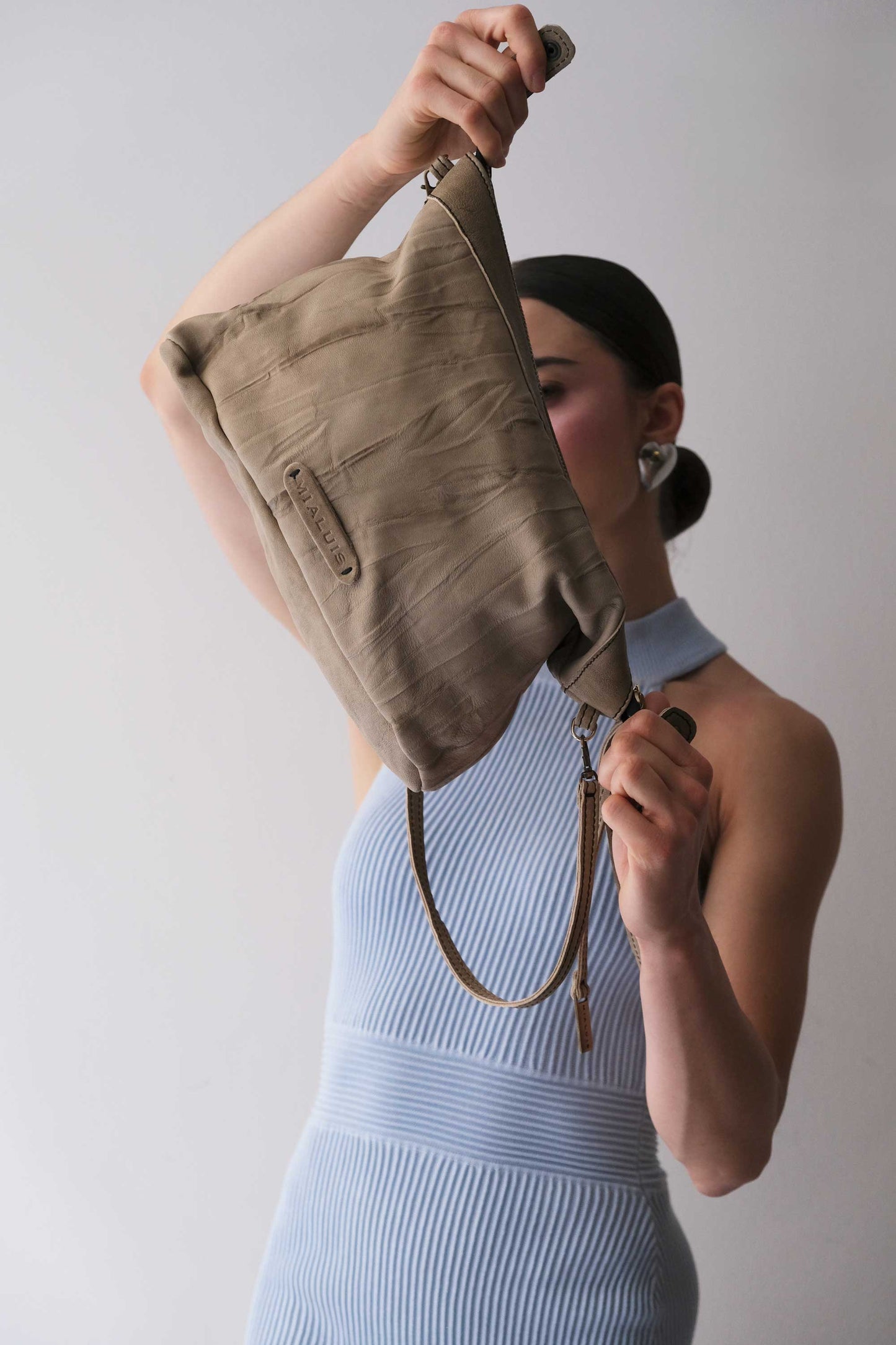 Chicca Media hobo bag in shark lomé nappa - Made in Italy -