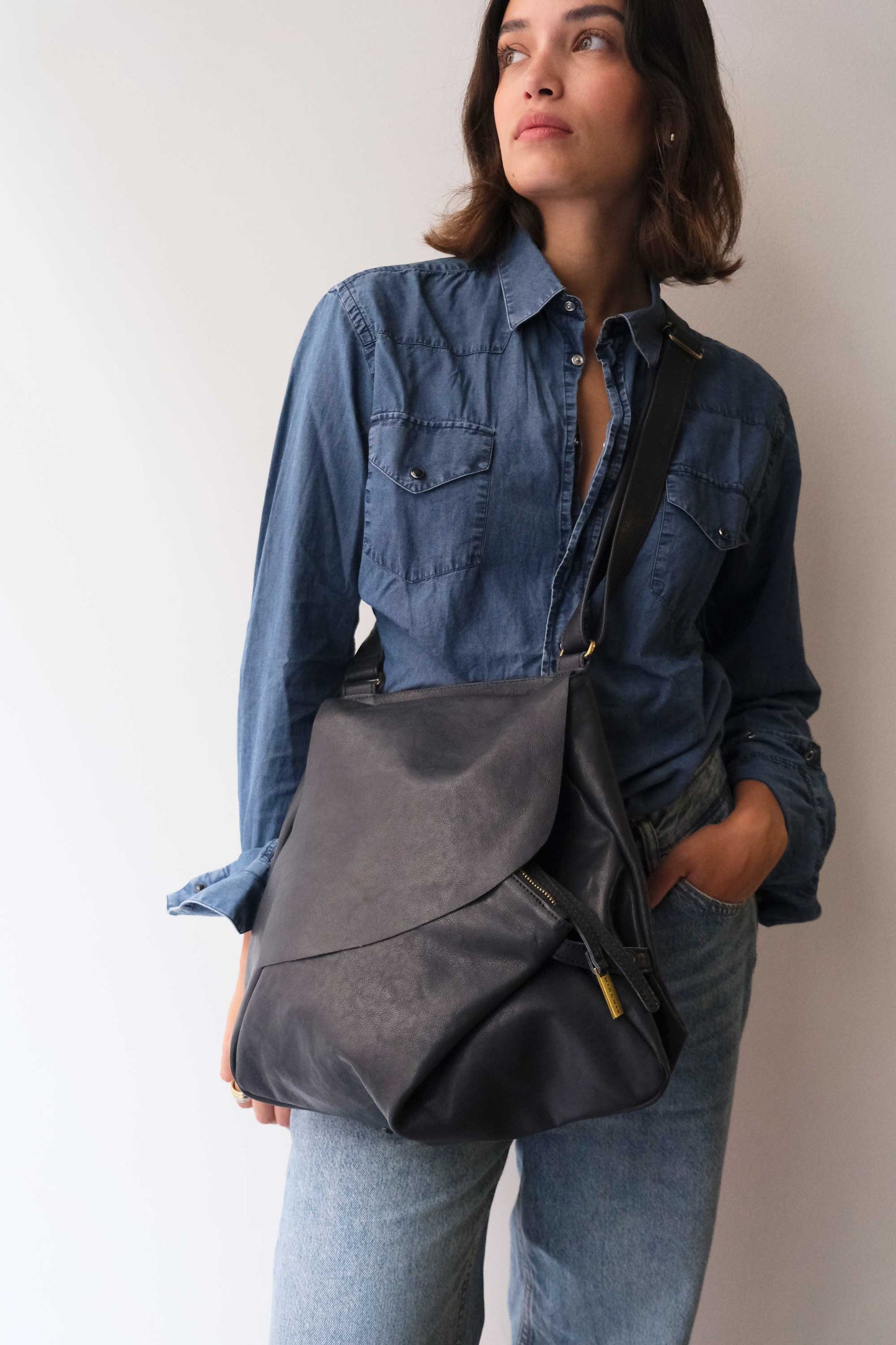 PRE ORDER discount 15%-Gabri tote bag in soft nappa navy- use code PREORDER15 - DELIVERY IS ESTIMATED WITHIN APPROXIMATELY 30 DAYS FROM THE ORDER DATE- Made in Italy -
