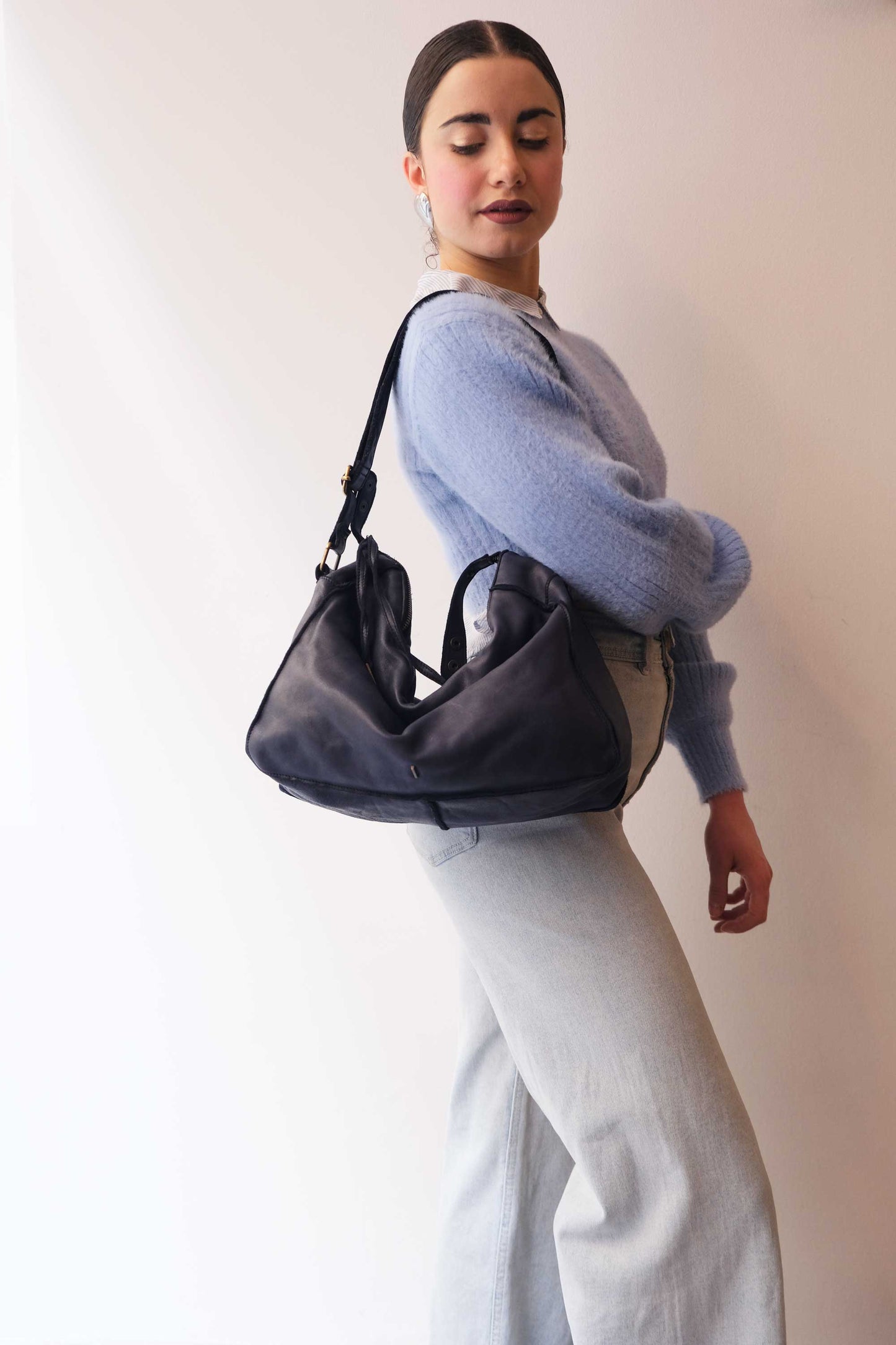Rechi Big navy garment-dyed leather - Made in Italy -