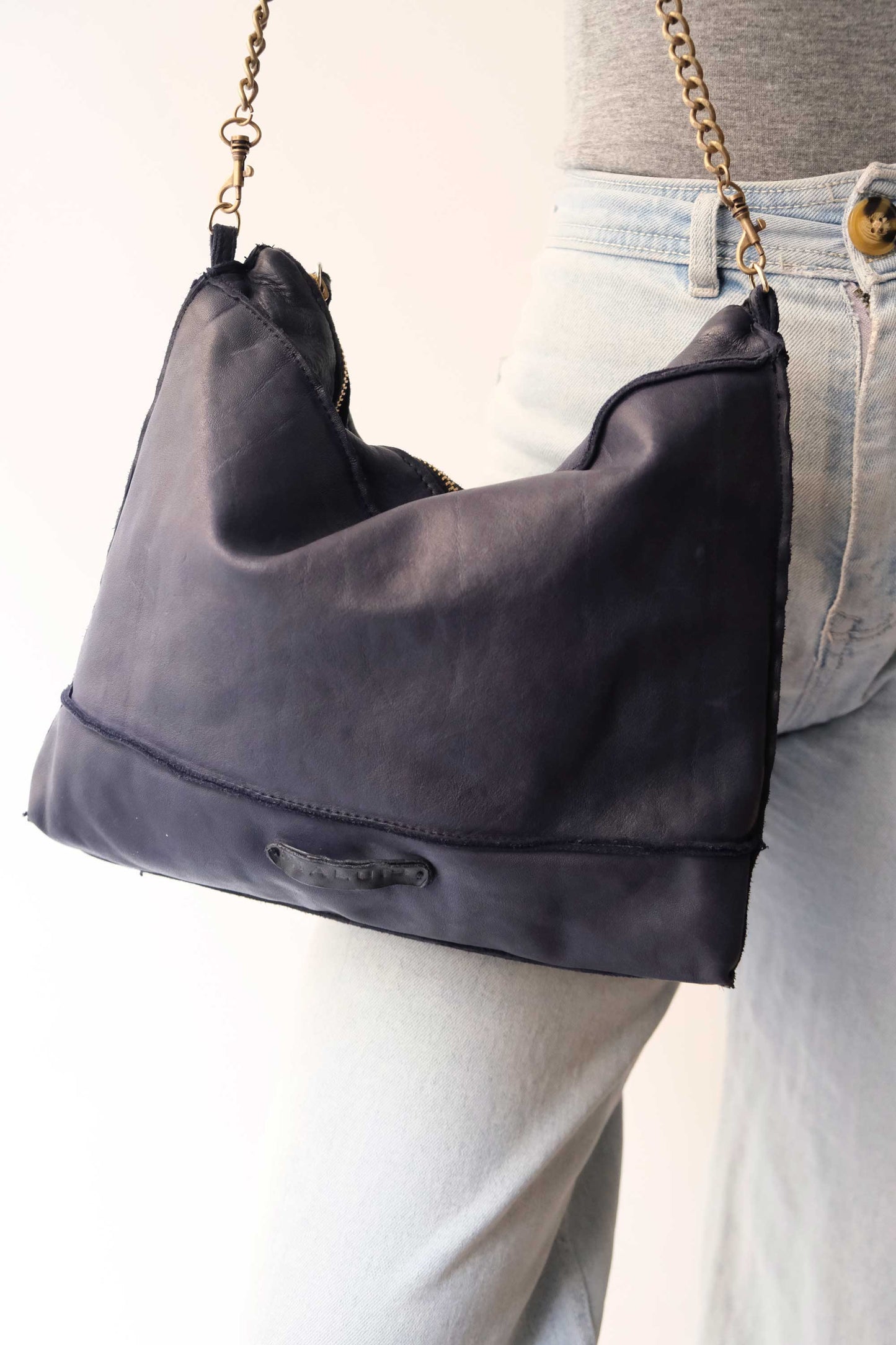 Rezoe navy garment-dyed leather - Made in Italy -