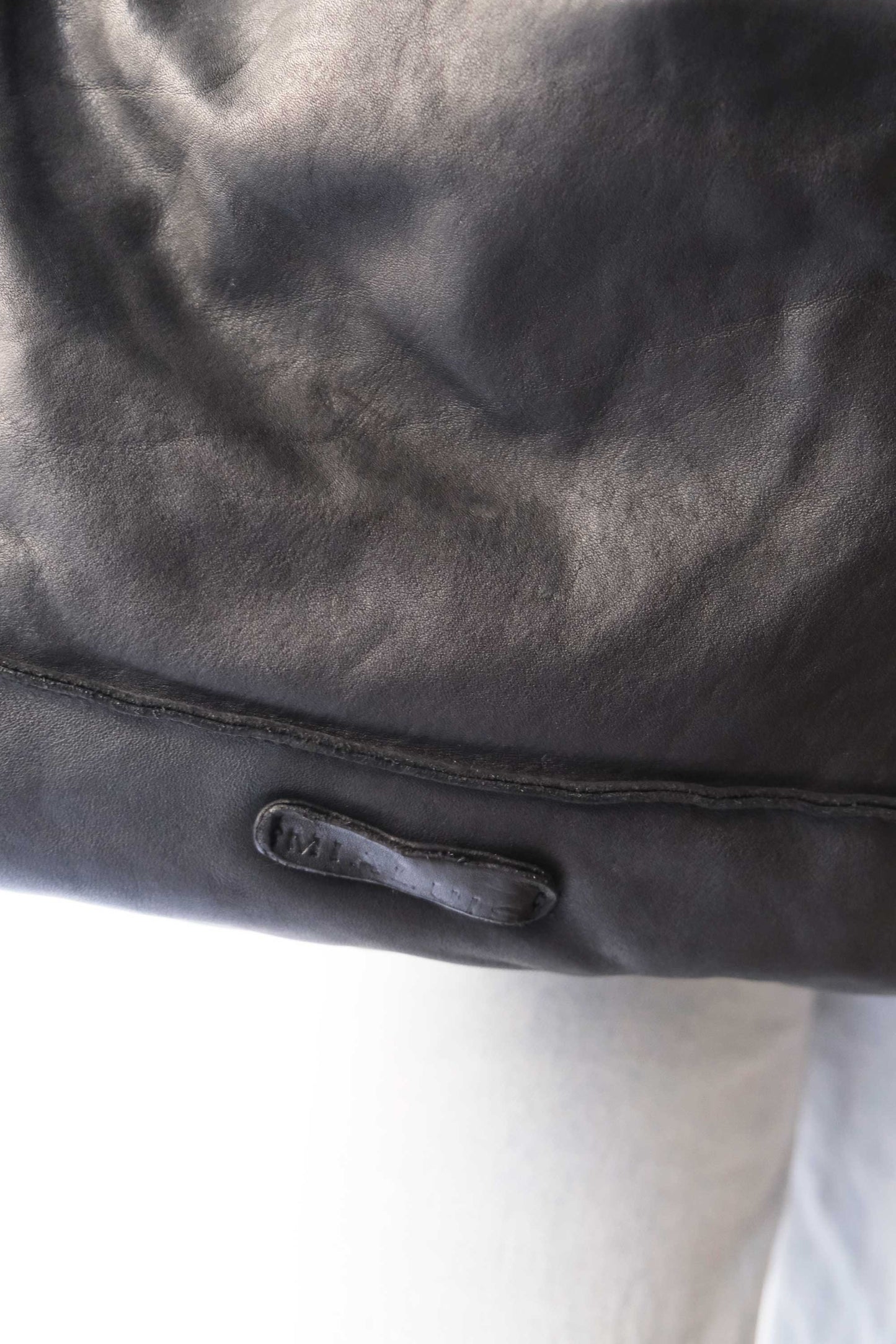 Rezoe black garment-dyed leather - Made in Italy -