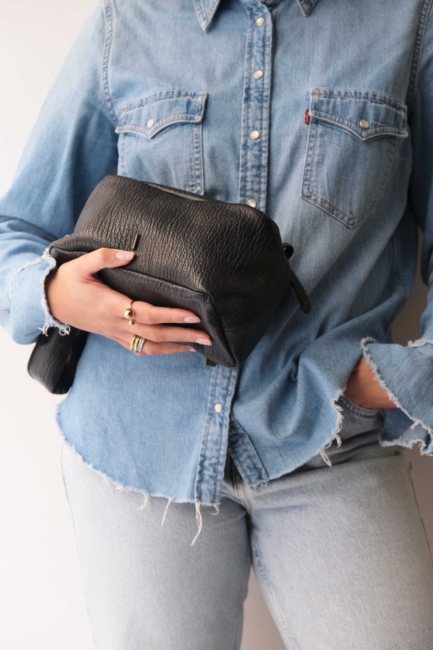 Bobo mini in black shark-effect print leather nappa - Made in Italy -