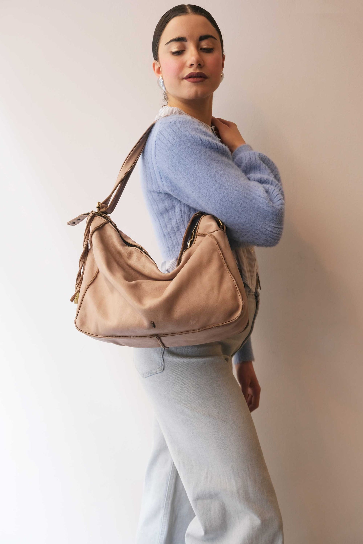 Rechi Big sand garment-dyed leather - Made in Italy -