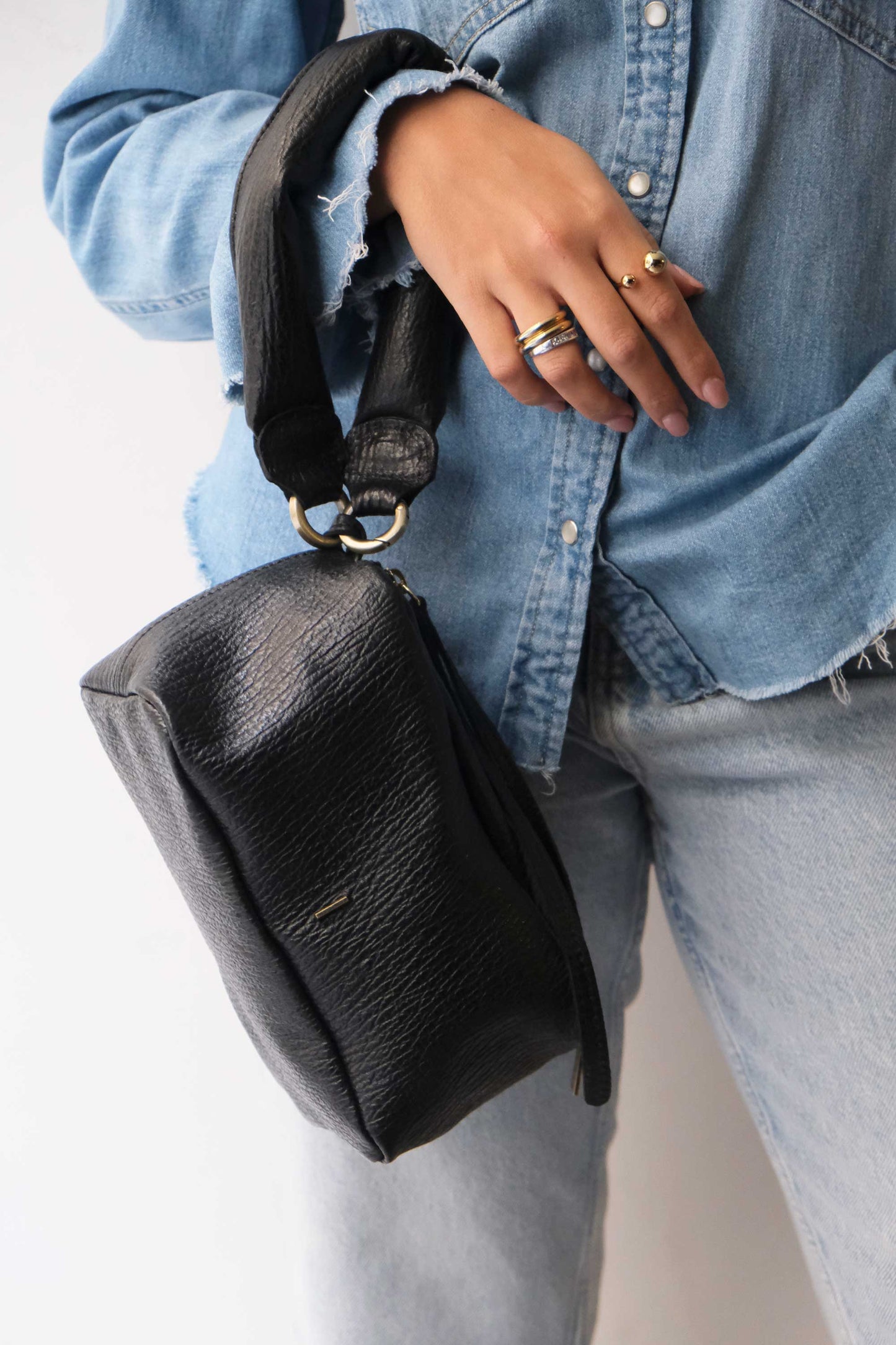 Bobo mini in black shark-effect print leather nappa - Made in Italy -