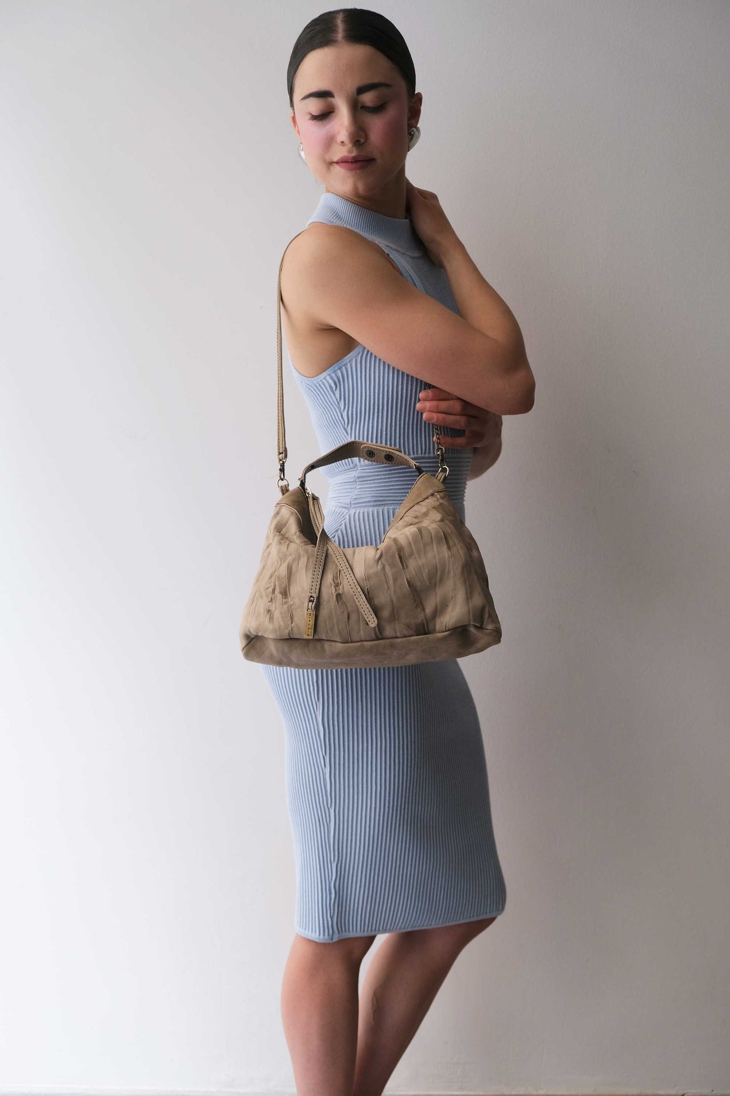 Chicca Media hobo bag in shark lomé nappa - Made in Italy -