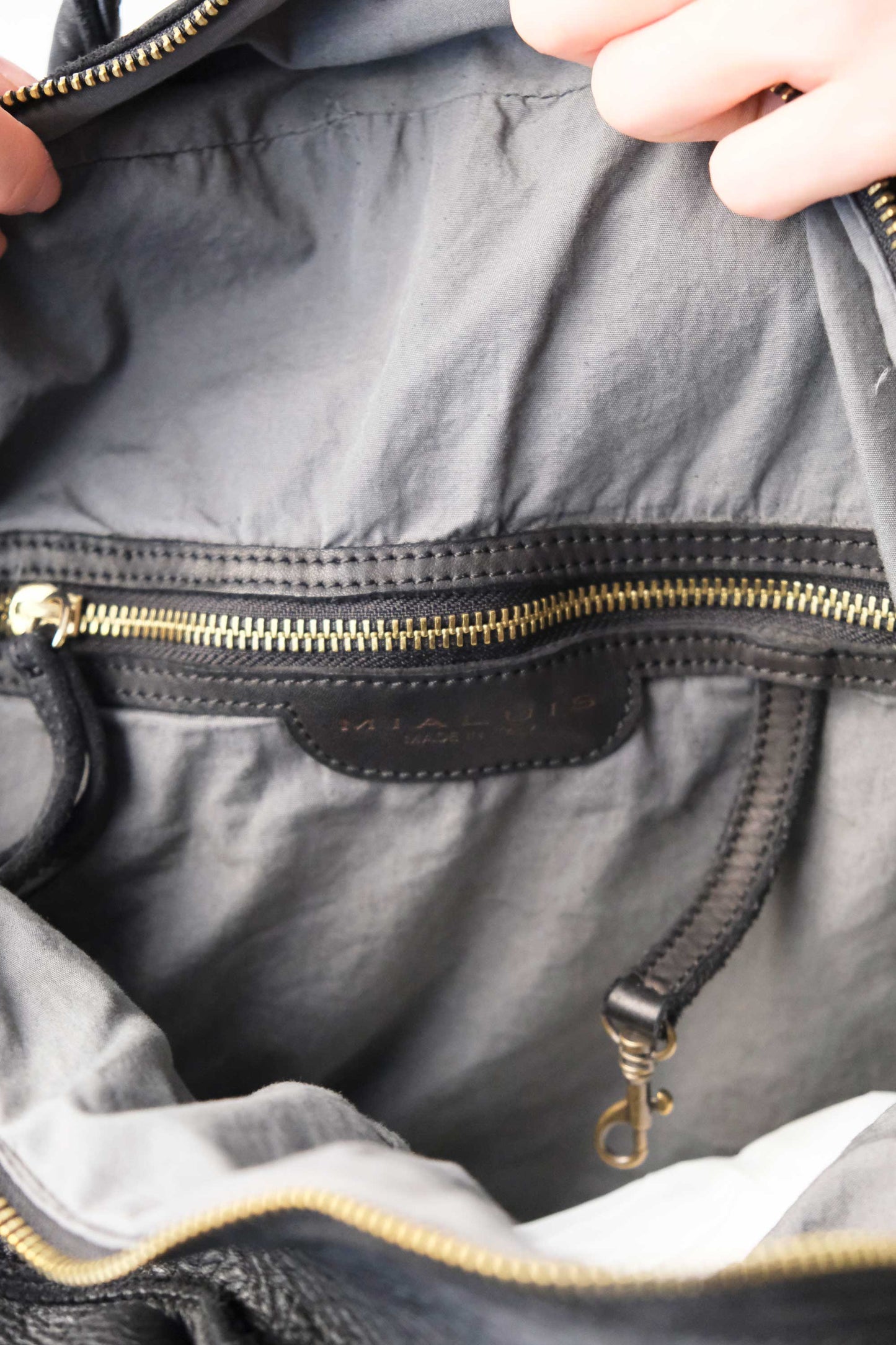 Reneri backpack black garment-dyed leather - Made in Italy -