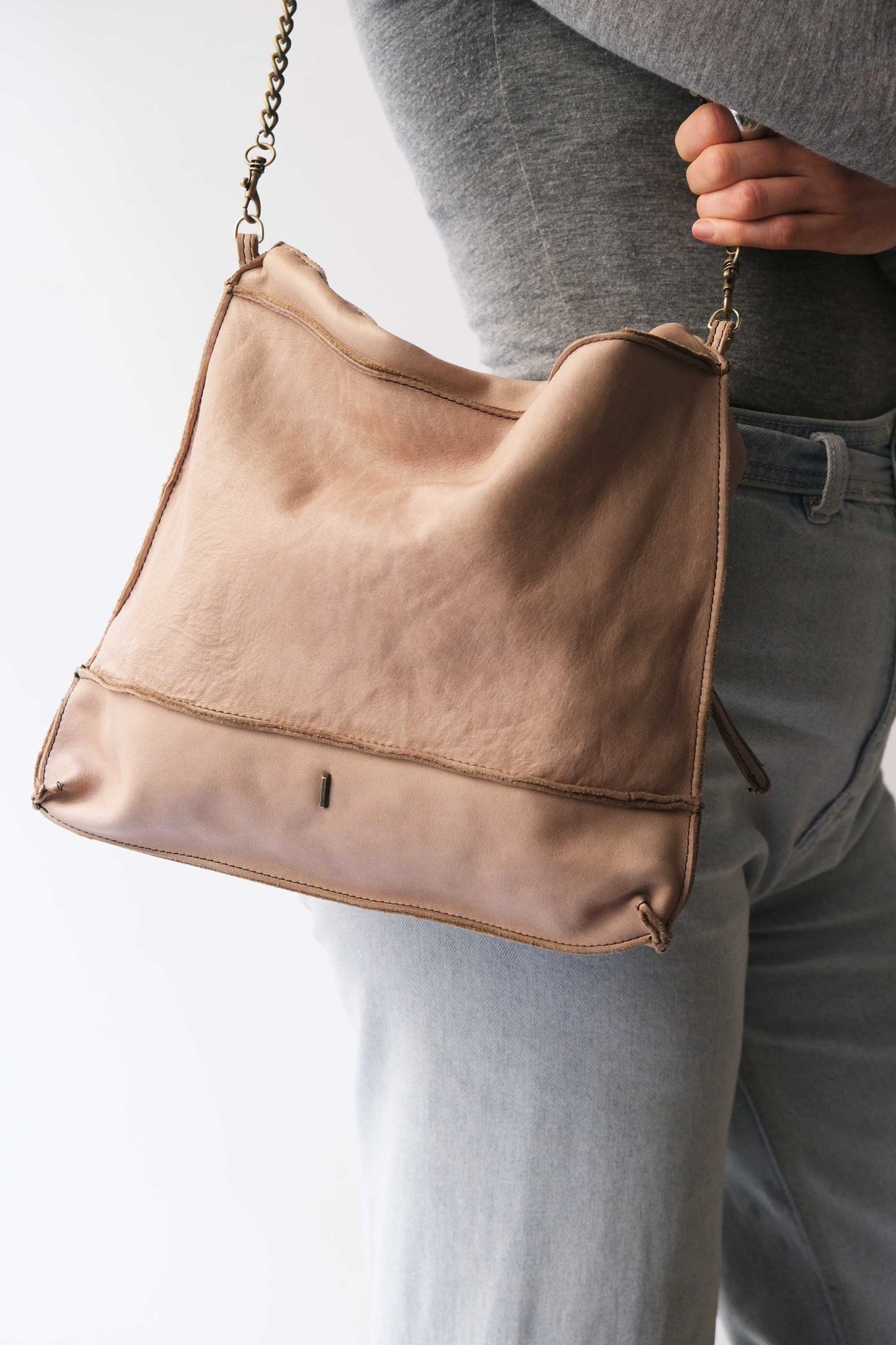 Rezoe sand garment-dyed leather - Made in Italy -