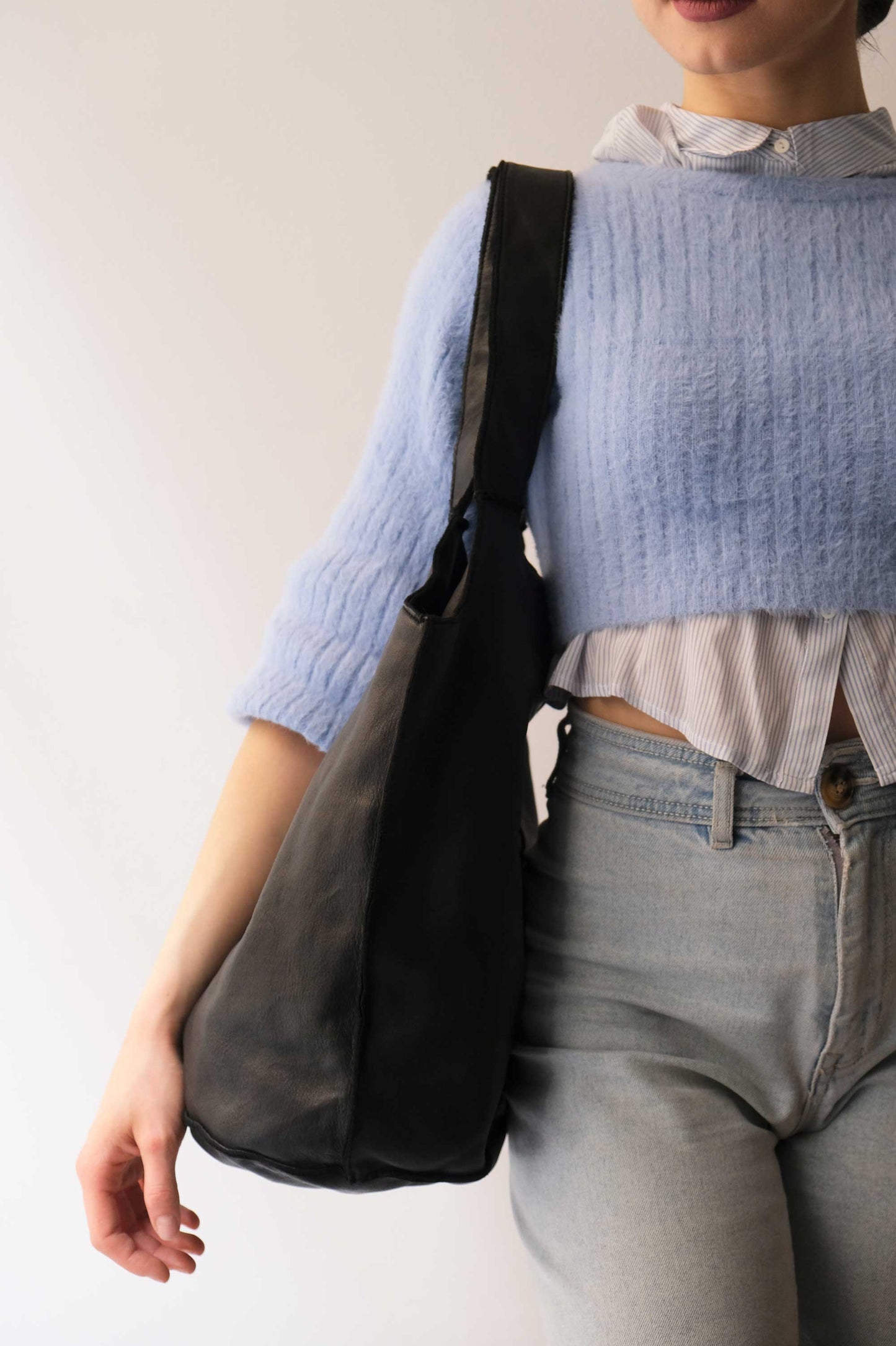 Re bag black garment-dyed leather - Made in Italy -