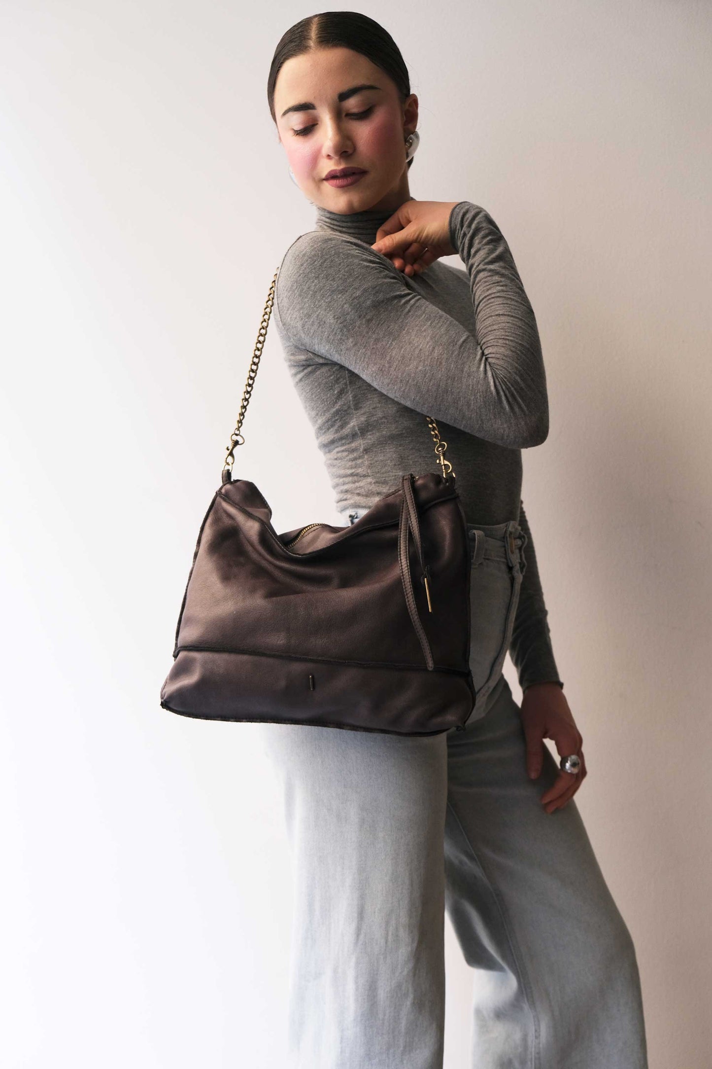Rezoe brown garment-dyed leather - Made in Italy -