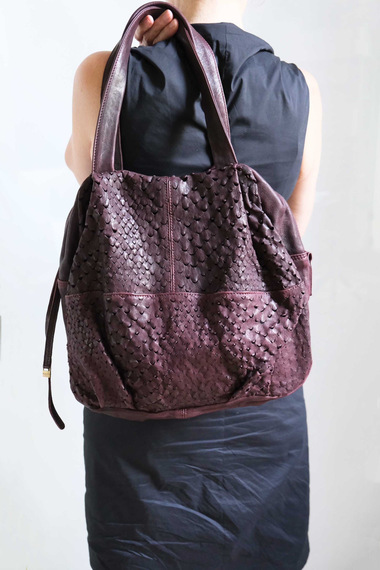 PRE ORDER discount 15%-Riri tote bag in plum perforated nappa - use code PREORDER15 - DELIVERY IS ESTIMATED WITHIN APPROXIMATELY 30 DAYS FROM THE ORDER DATE - Made in Italy -