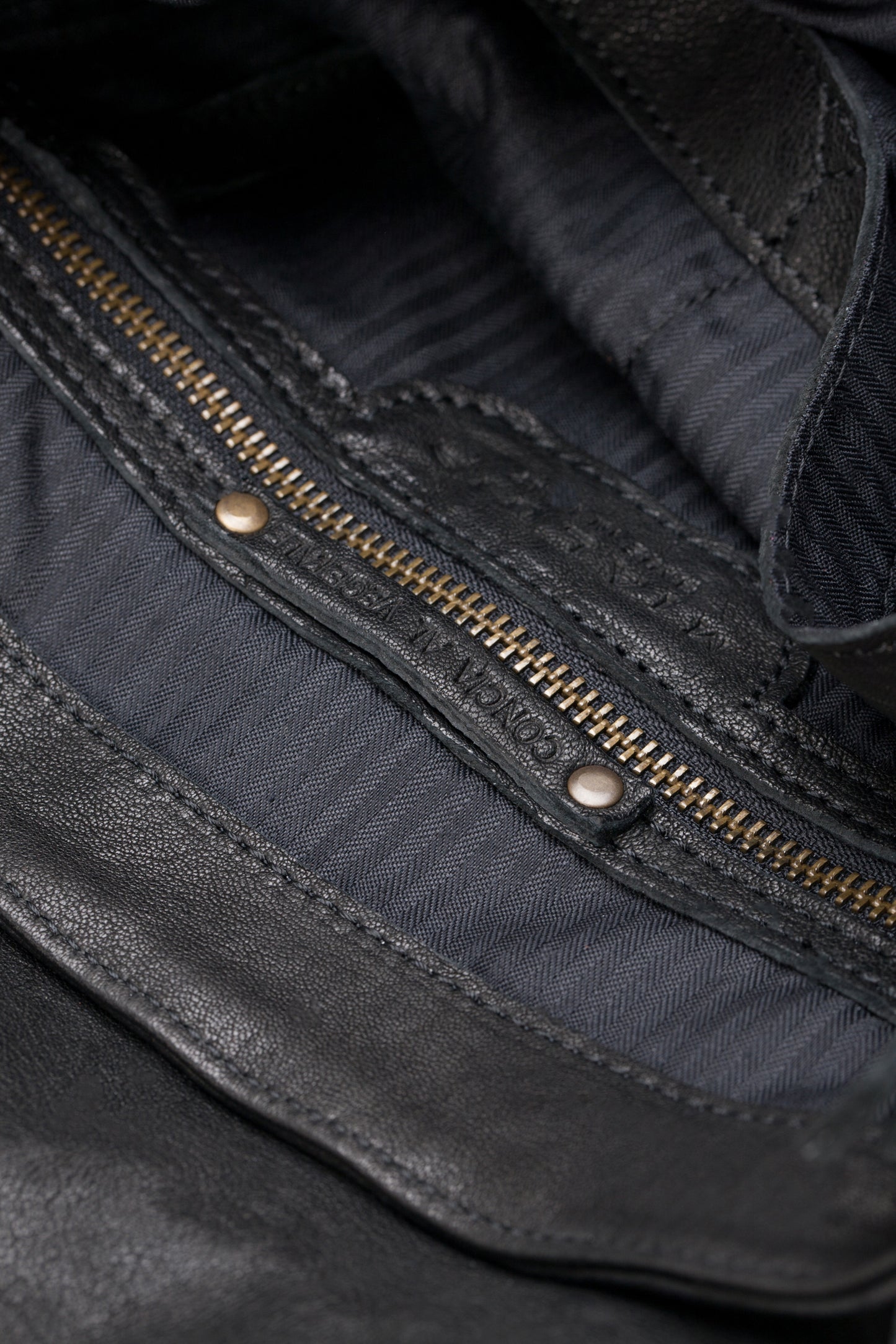 Do saddle bag black in soft nappa lomé - Made in Italy -